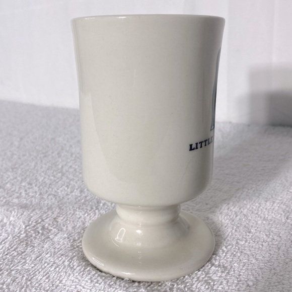 Vintage Little America Cream Ceramic Pedestal Mug W Penguin - Picture 5 of 9